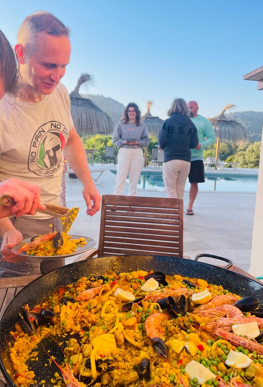Gemeinsames Frühstück auf der Terrasse